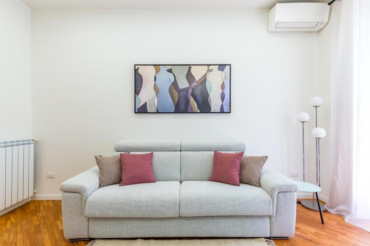Stanzione Classy Flat At Vomero By Napoliapartments Nápoles