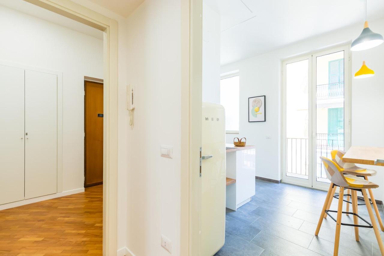 Stanzione Classy Flat At Vomero By Napoliapartments * Nápoles